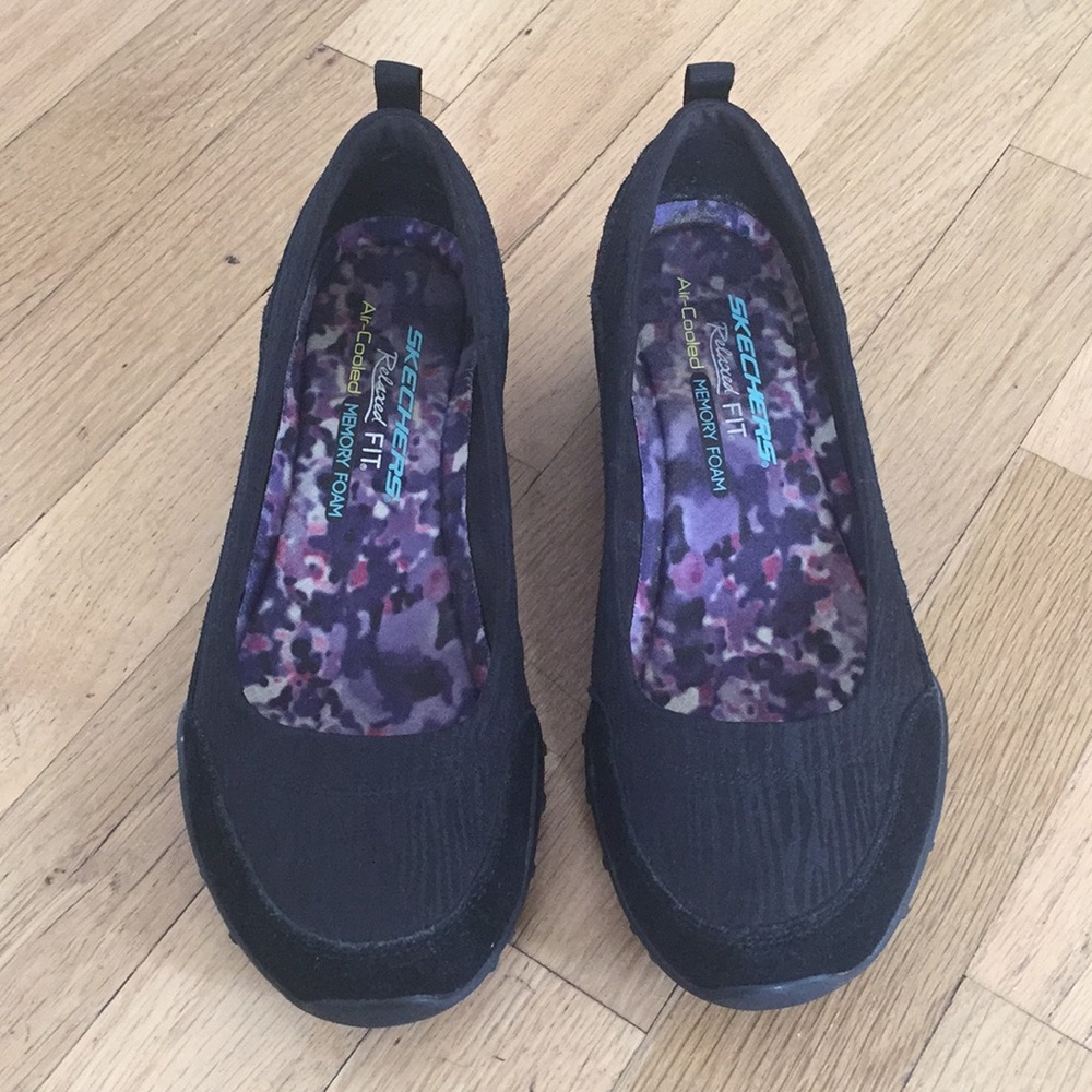 Sketchers memory foam black flats